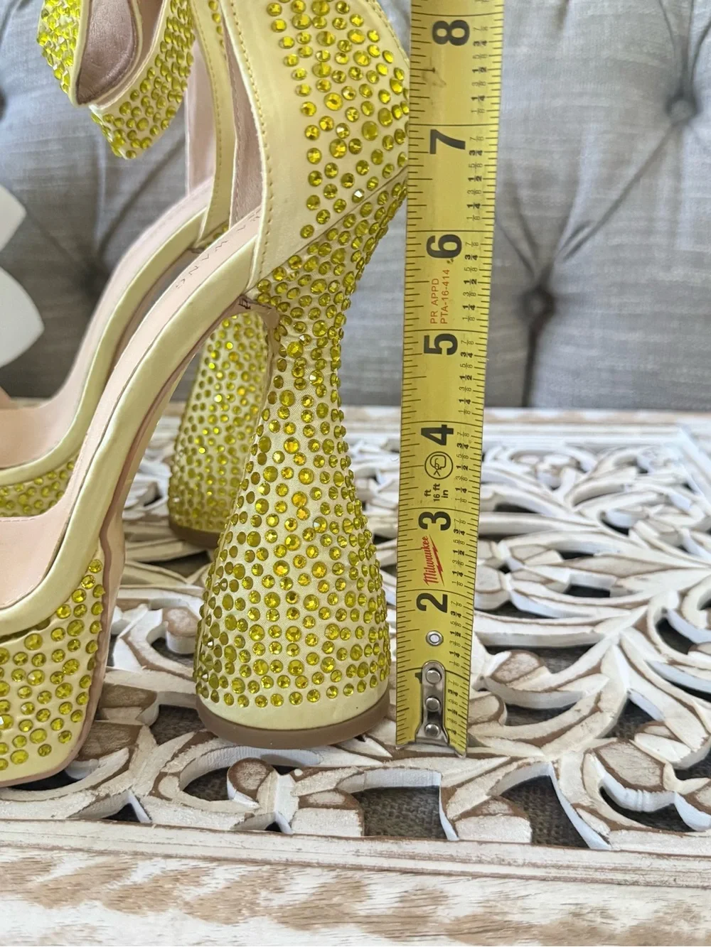 AZALEA WANG Lime Crystal Platform Sandals Women’s 11 NEW